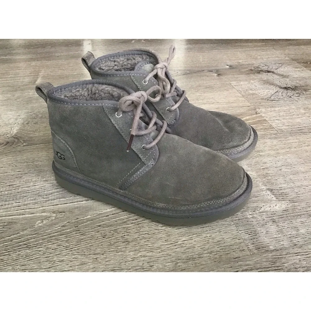 UGG Neumel II Kid's Gray Suede Chukka Boots Lace-Up Youth Size 6